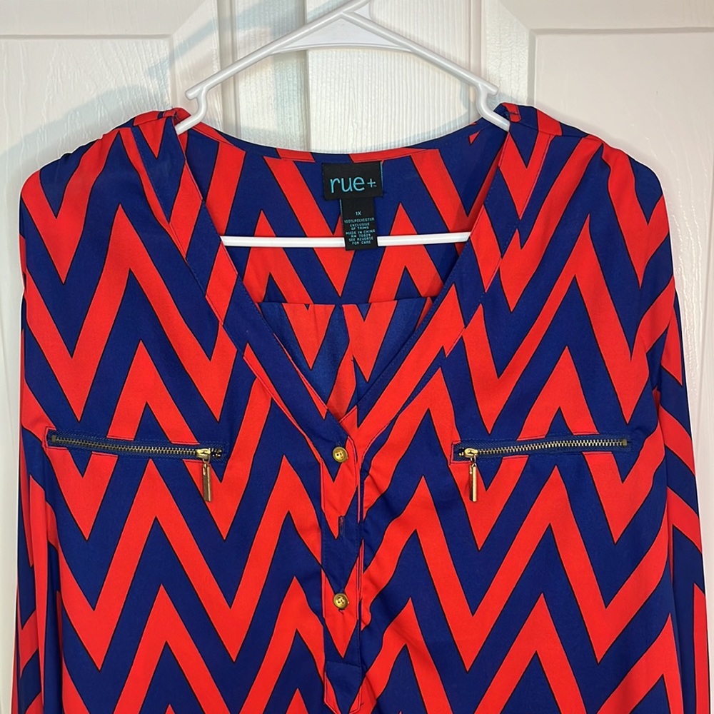 Rue21, Tunic Blouse, Red & Blue Patterned with Gold details. Size 1x. Worn 2x - Picture 2 of 5